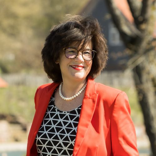11Arndt-Sabine-Dorn-S-web-14